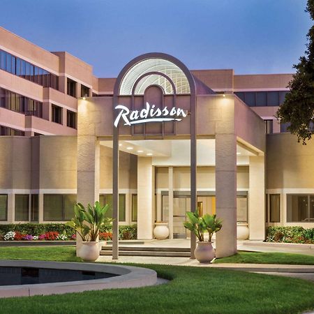 Radisson Hotel Sunnyvale - Silicon Valley Exterior foto